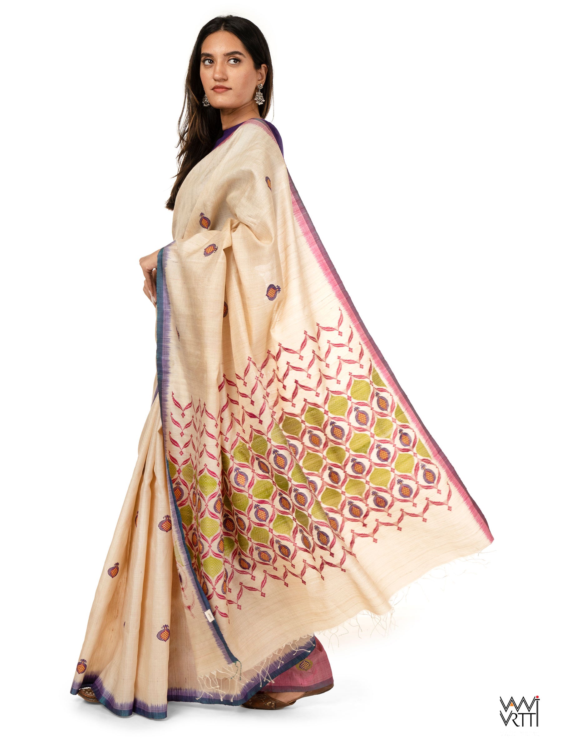 Off White Pomegranate Jaal Handspun Tussar Silk Saree