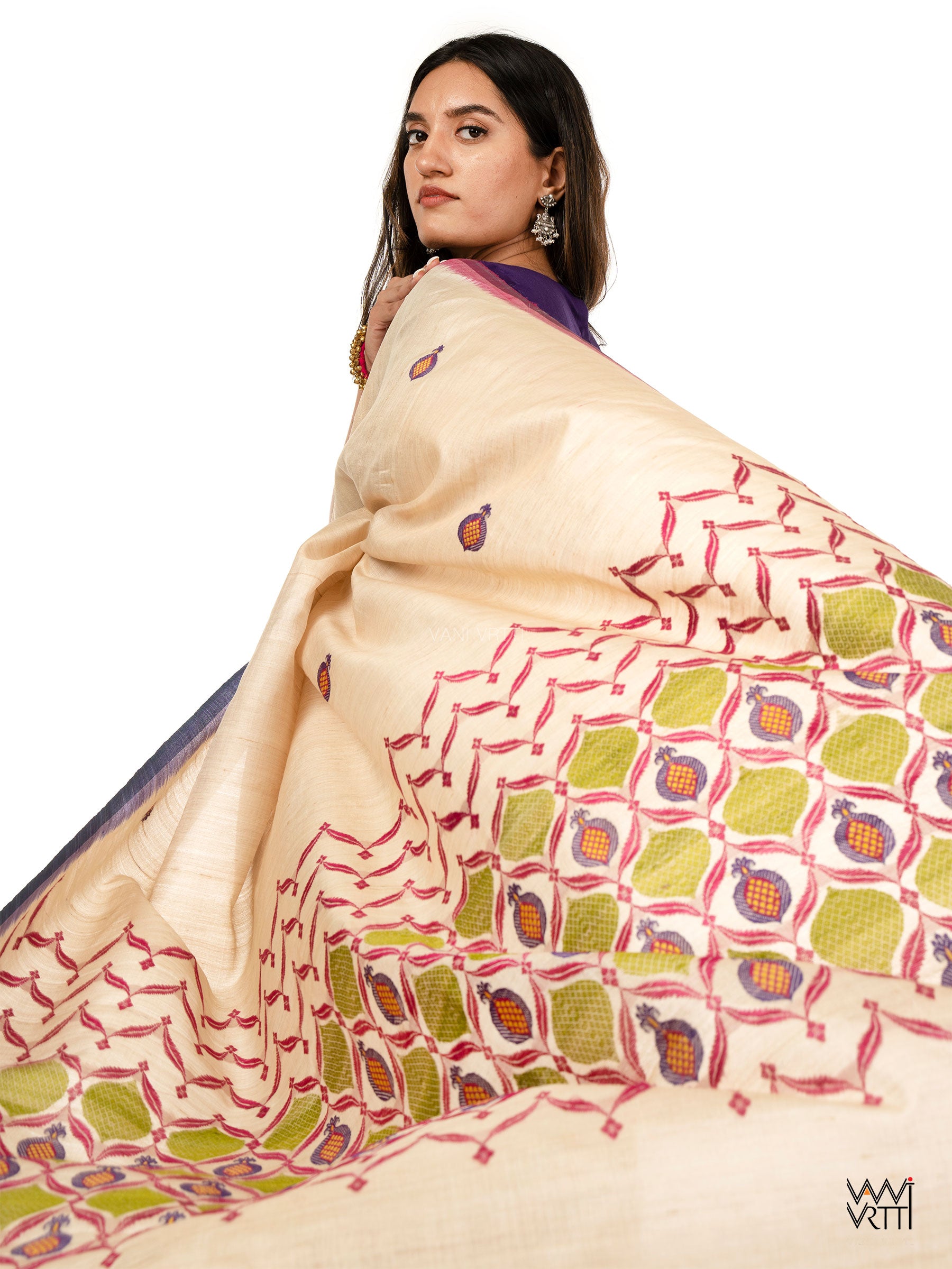 Off White Pomegranate Jaal Handspun Tussar Silk Saree