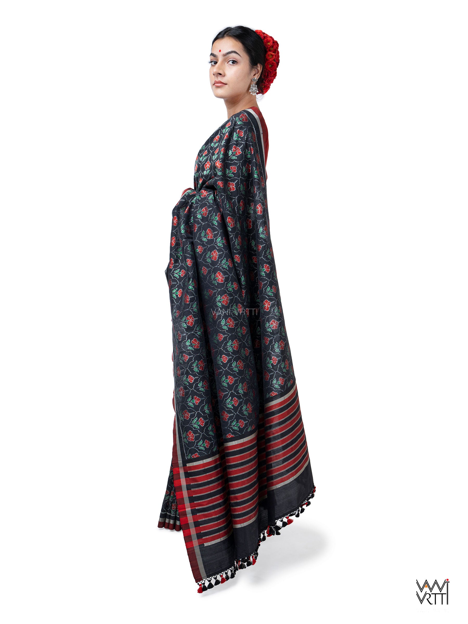 Black Laal Jaba Mulberry Silk Ikat Sari