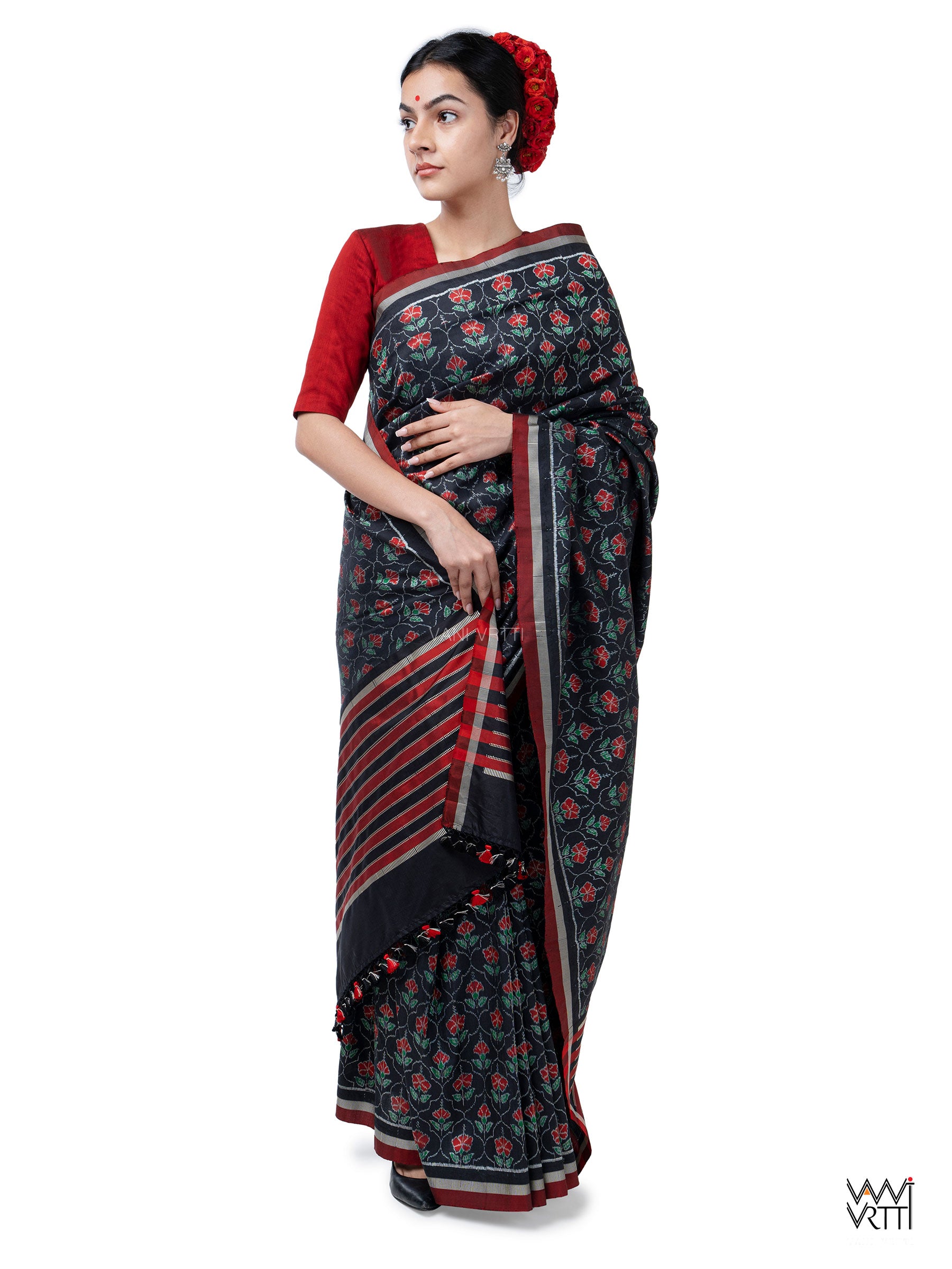 Black Laal Jaba Mulberry Silk Ikat Sari