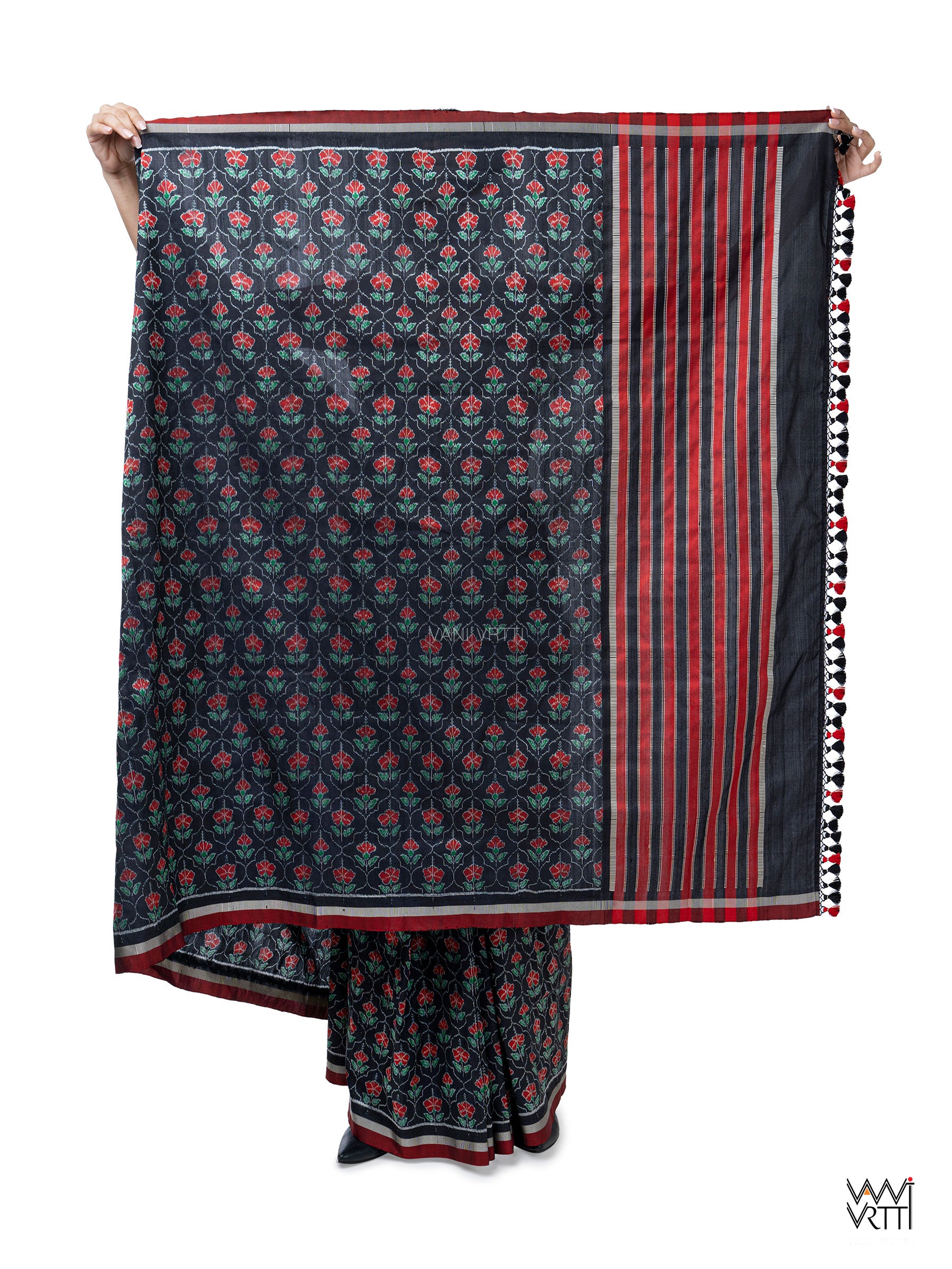 Black Laal Jaba Mulberry Silk Ikat Sari
