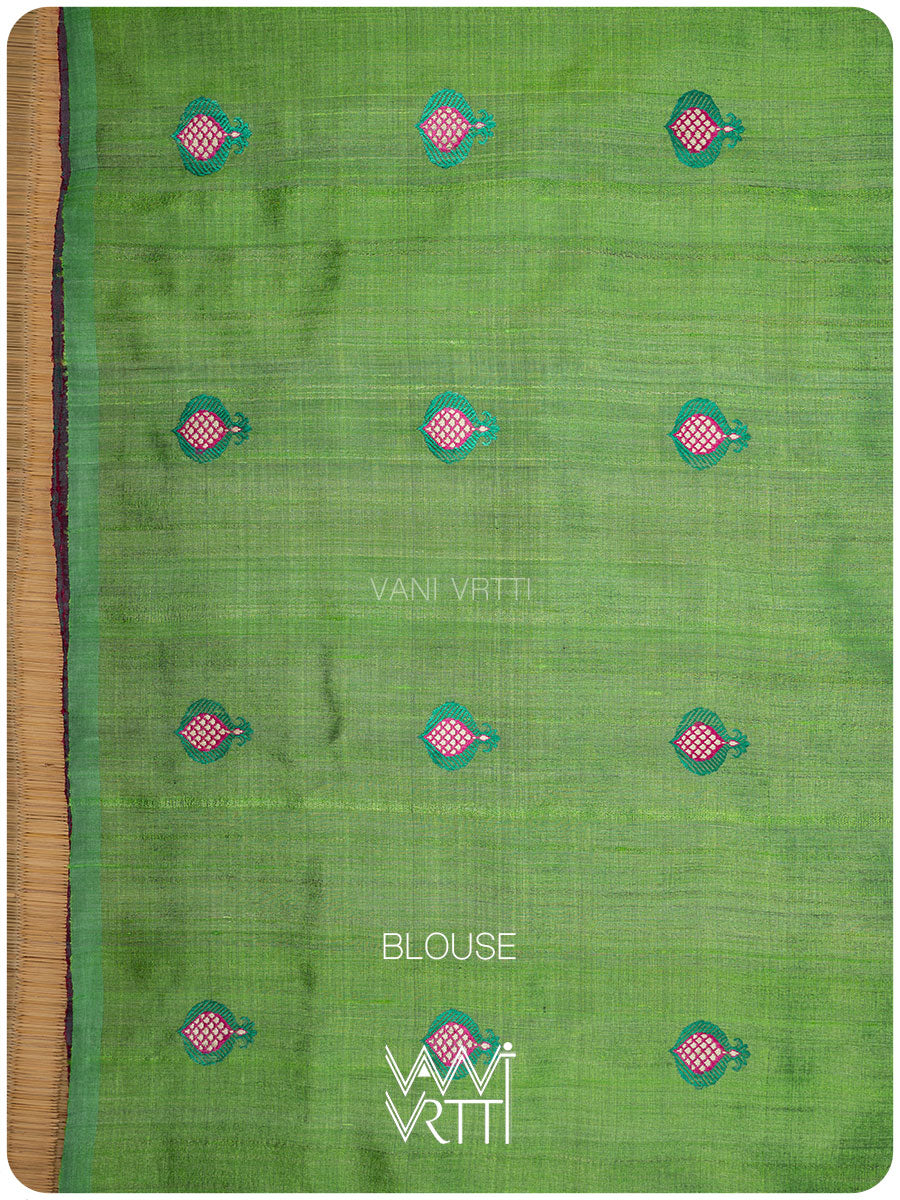 Emerald Green Pomegranate Jaal Handspun Tussar Silk Saree
