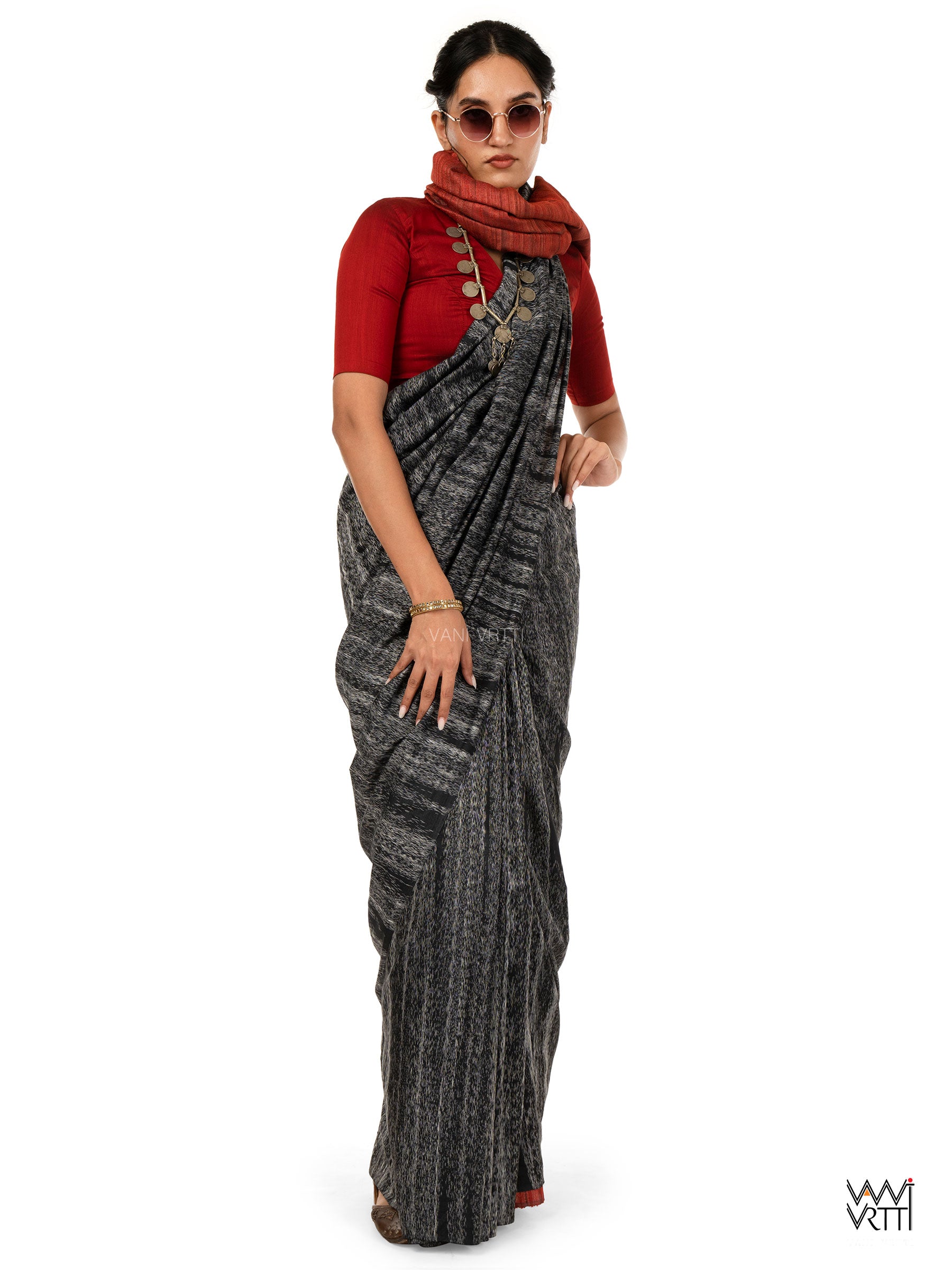 Black Red Abrash Ikat Handspun Tussar Bamboo Silk Saree