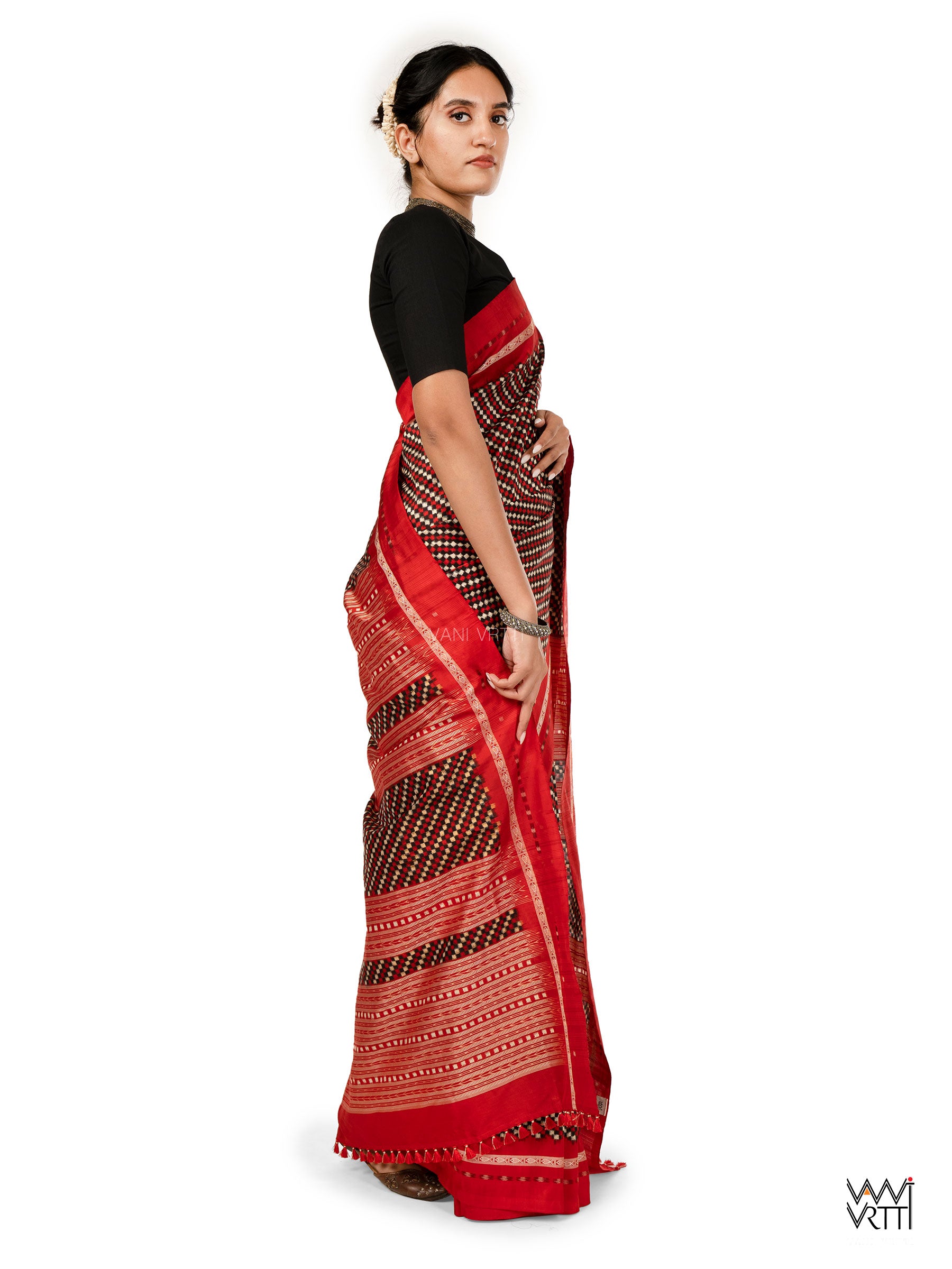 Black Red Saktapar Bandha Double Ikat Master Weave Sambalpuri Mulberry Silk Saree