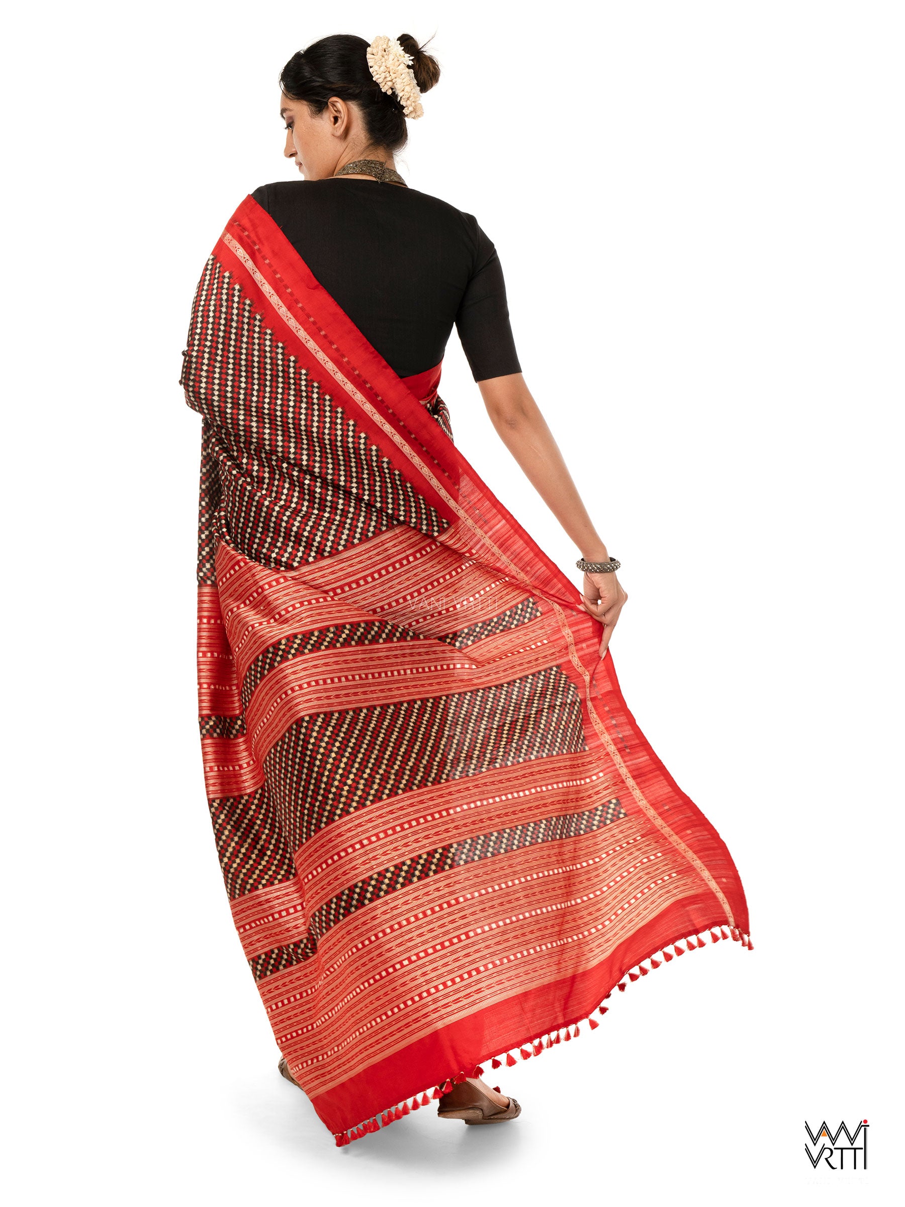 Black Red Saktapar Bandha Double Ikat Master Weave Sambalpuri Mulberry Silk Saree