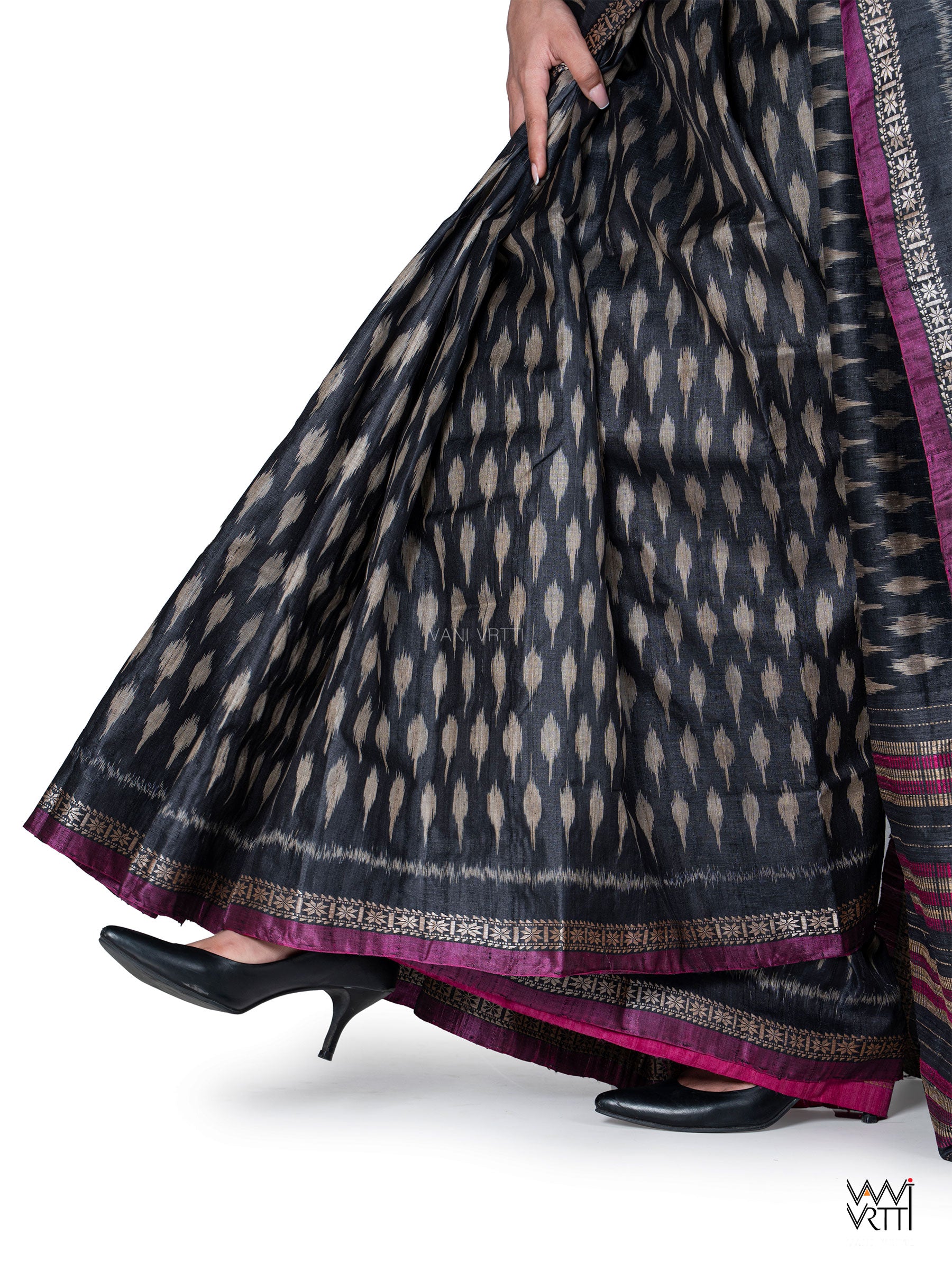 Slate Black Kadamba Ikat Handspun Tussar Silk Saree