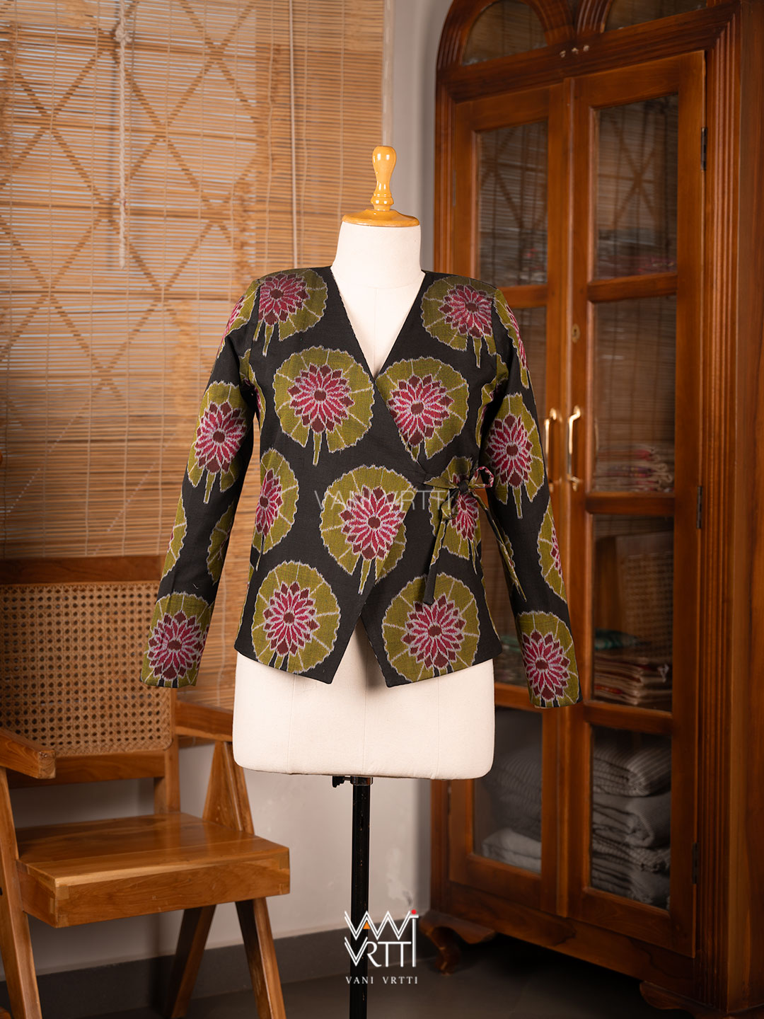 Black Lily Pond Cotton Ikat Reversible Jacket