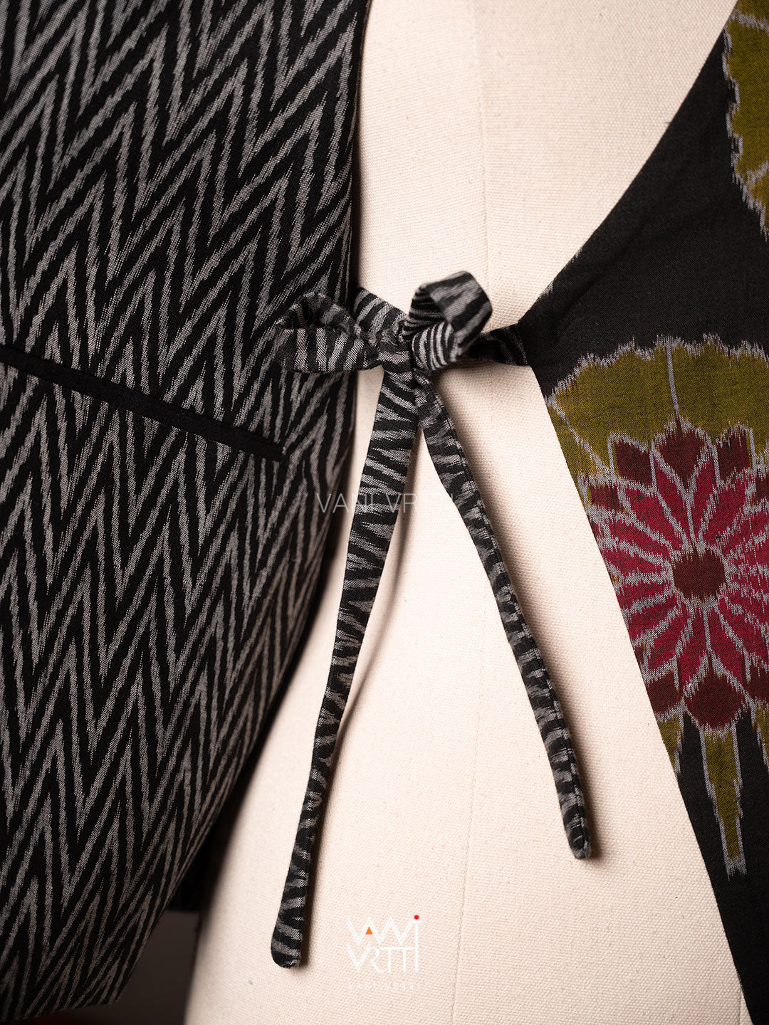Black Lily Pond Cotton Ikat Reversible Jacket