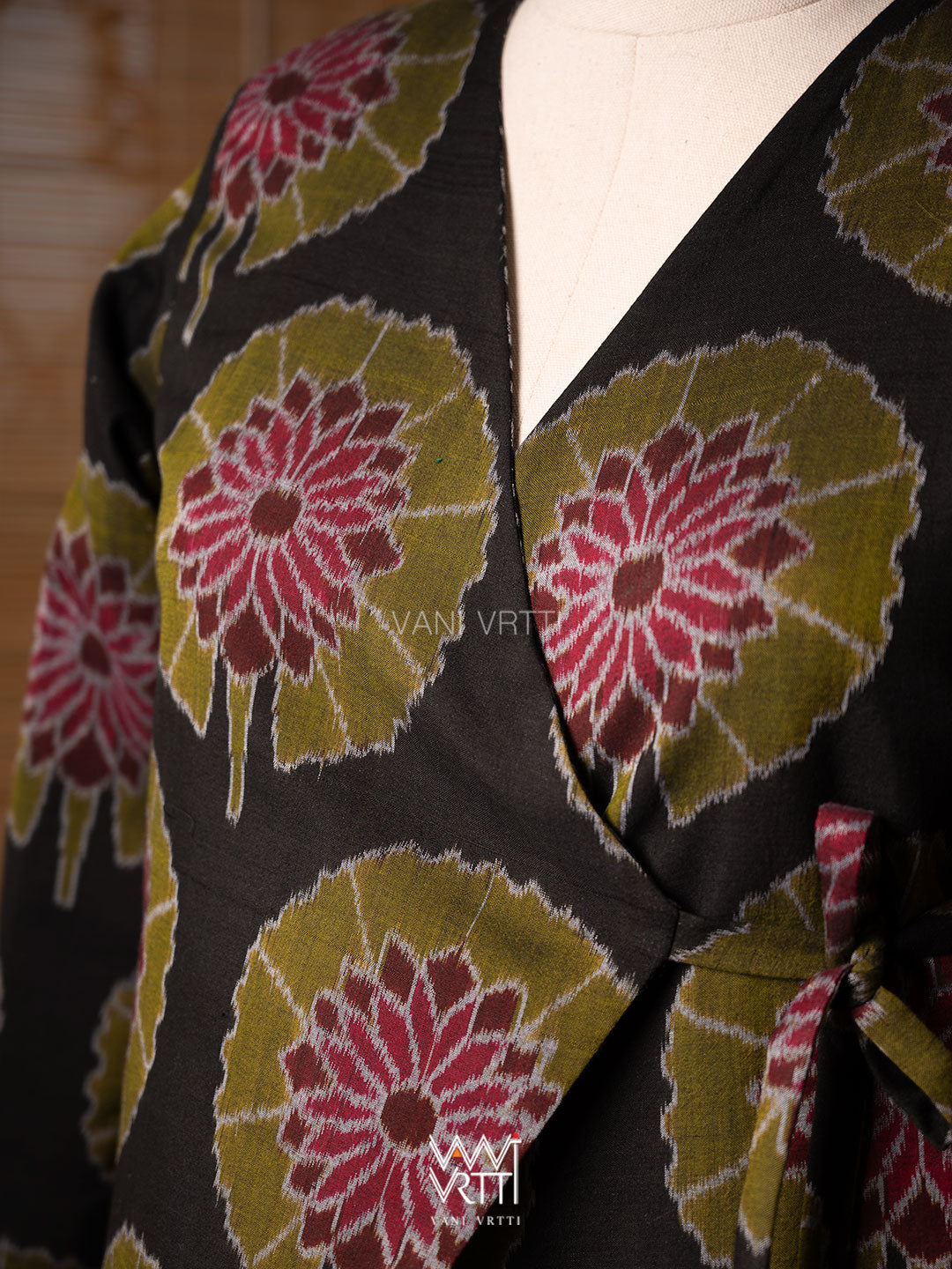 Black Lily Pond Cotton Ikat Reversible Jacket