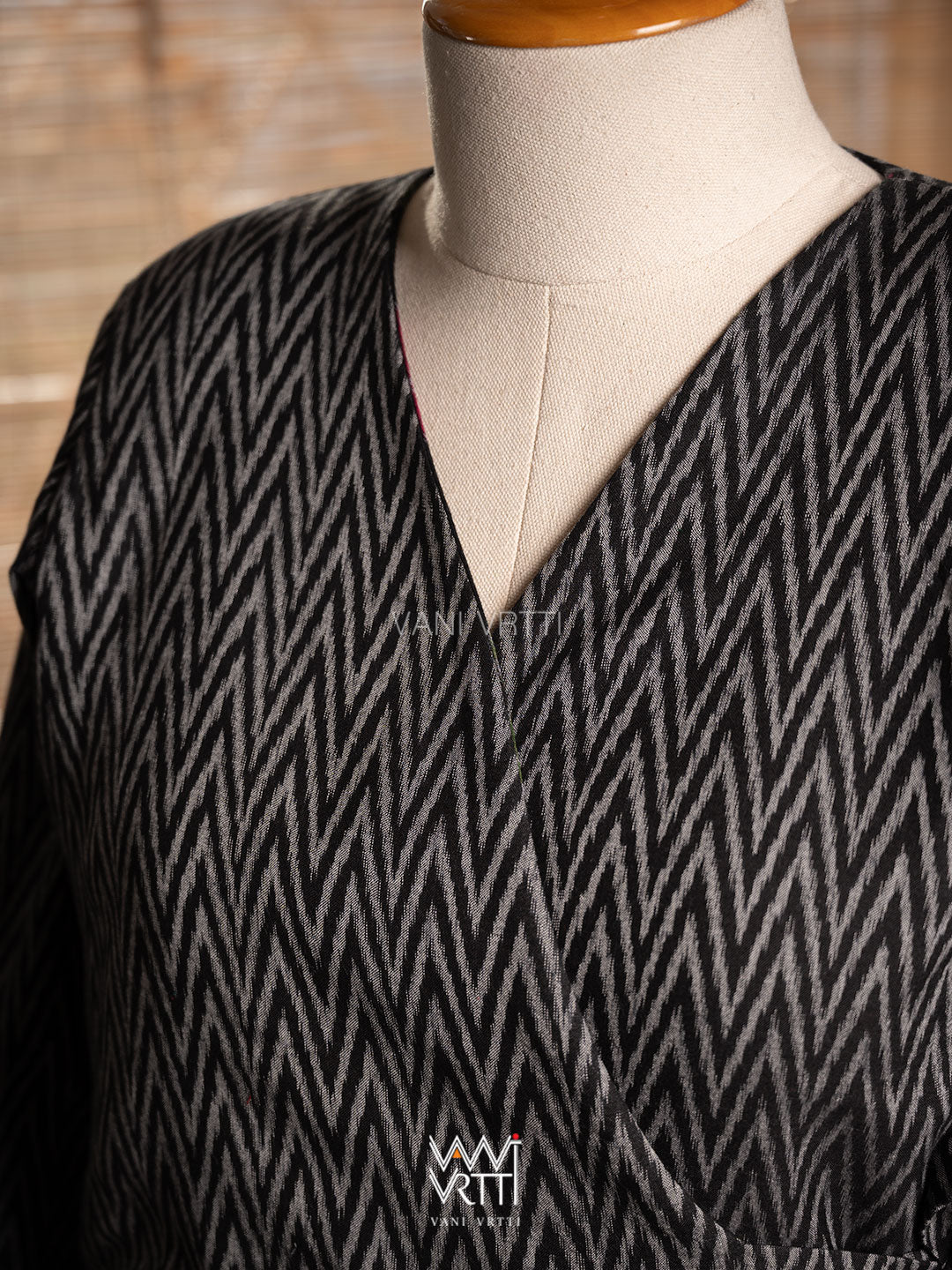 Black Lotus Parrot  Reversible Zig Zag Ikat Overlap Waist Length Jacket